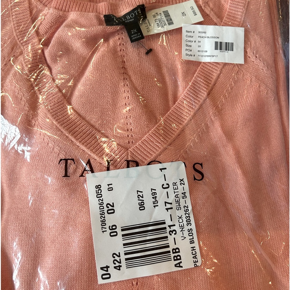 Light weight peach blossom v neck sweater